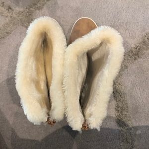 Cat and Jack Winter Boots Size 4